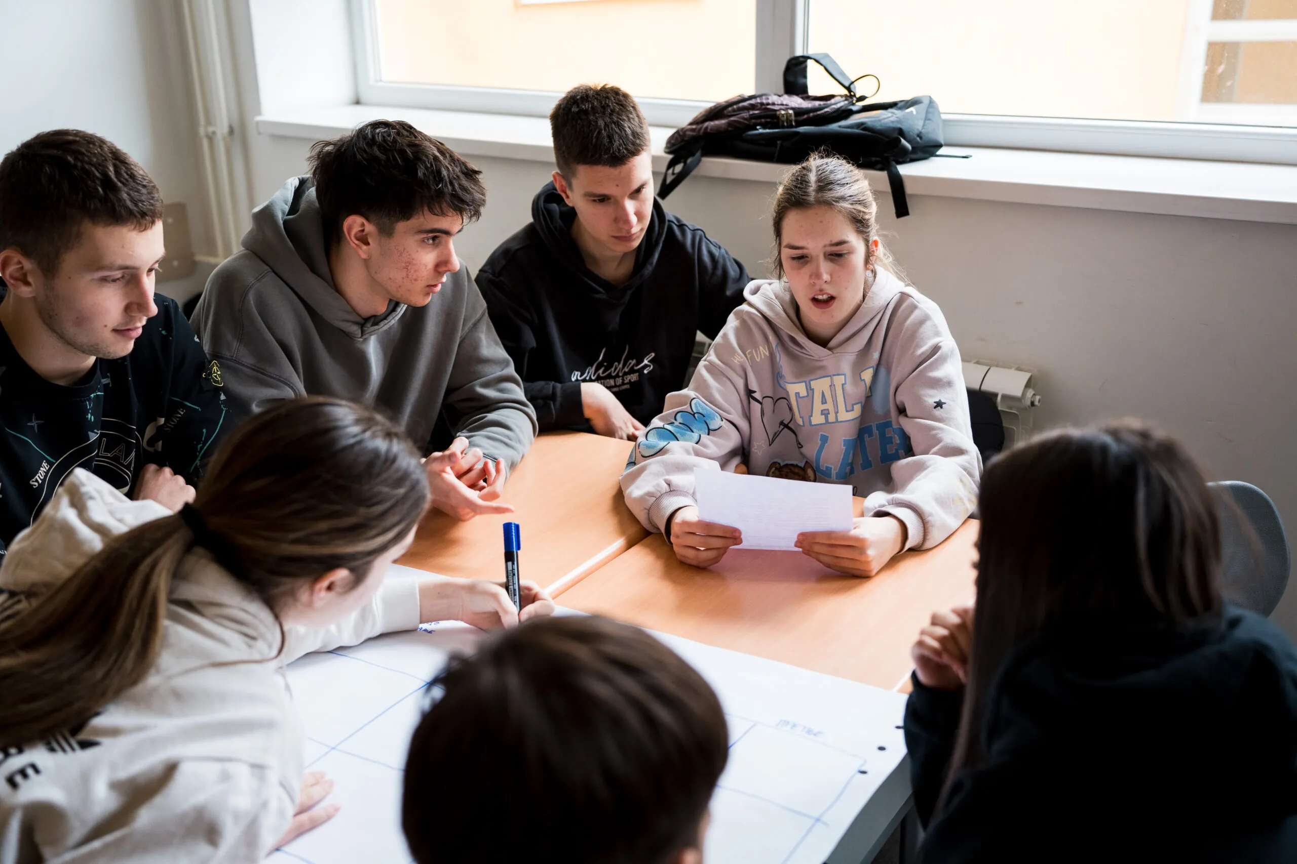 Read more about the article Više od 4.500 srednjoškolaca širom Srbije do sada prošlo kroz Program Finansijska pismenost